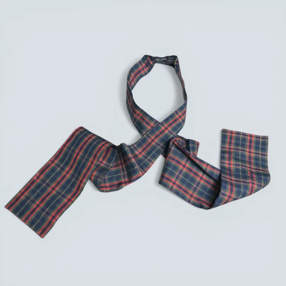 Ginnie Johansen Dallas Vintage 100% Silk Plaid Neck Tie Scarf Navy Red Green 44